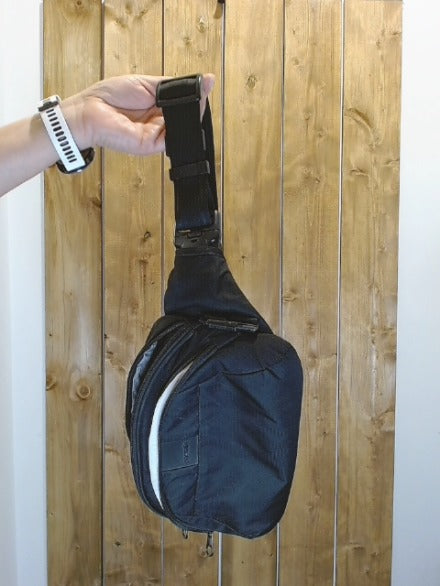 Black Pacsafe Gear, OS