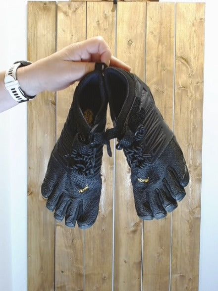 Black FiveFingers Adult Women Footwear, 5-7