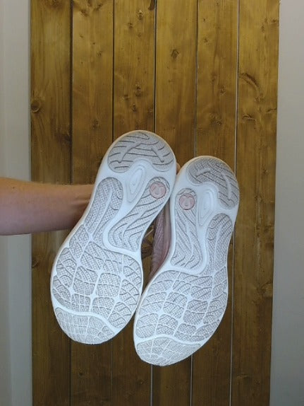 Mink Berry / Light Vapour Lululemon Adult Women Footwear, 9.5