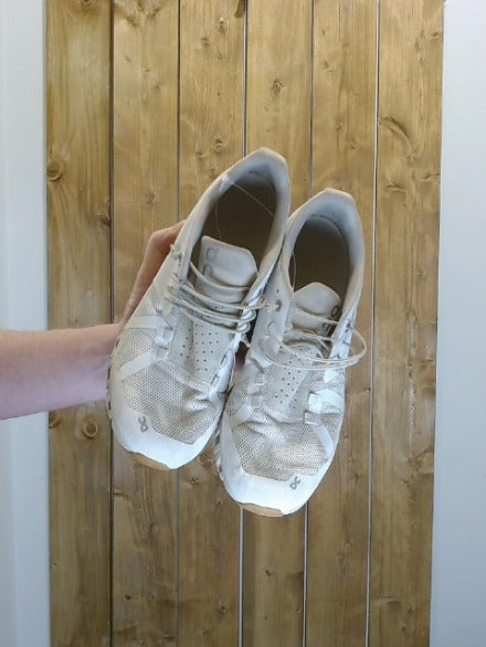 Off White ON Adult Women Footwear, 9.5