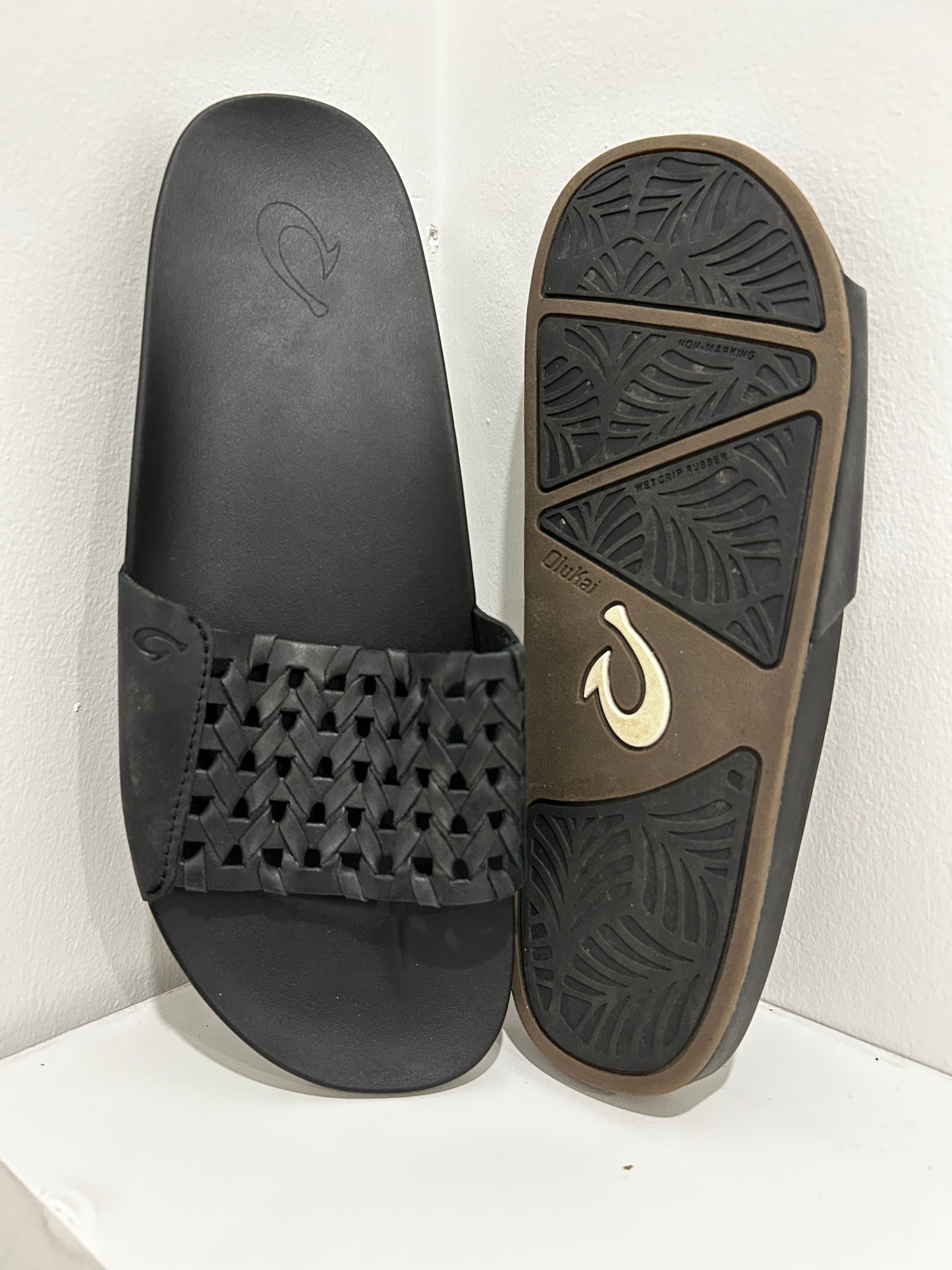 Black W Olukai Adult Women Footwear, 10