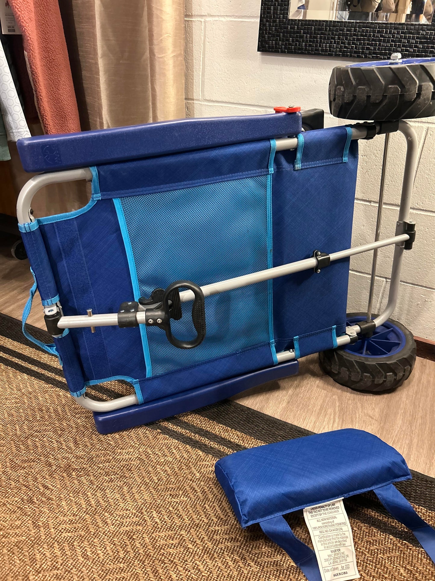 Blue Big Mac  Gear, OS