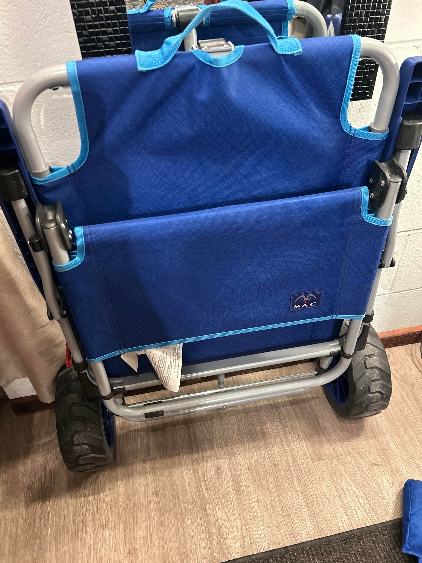 Blue Big Mac  Gear, OS